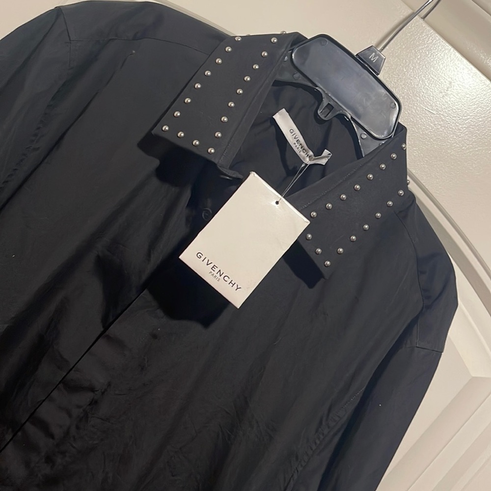 Men’s black cotton Givenchy button up shirt